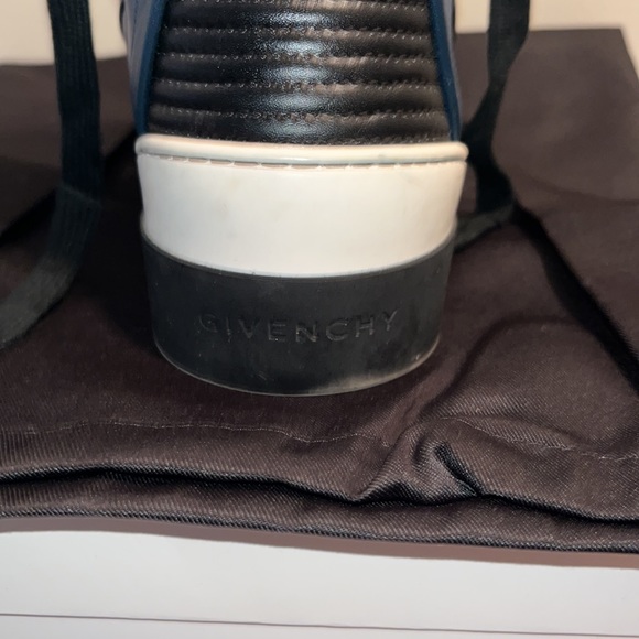 Men Givenchy High Top Sneaker - Picture 8 of 9